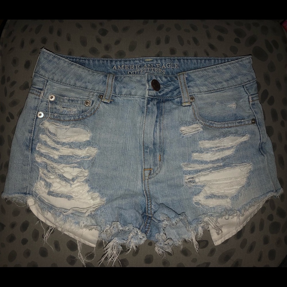 American Eagle Festival Short Size 6